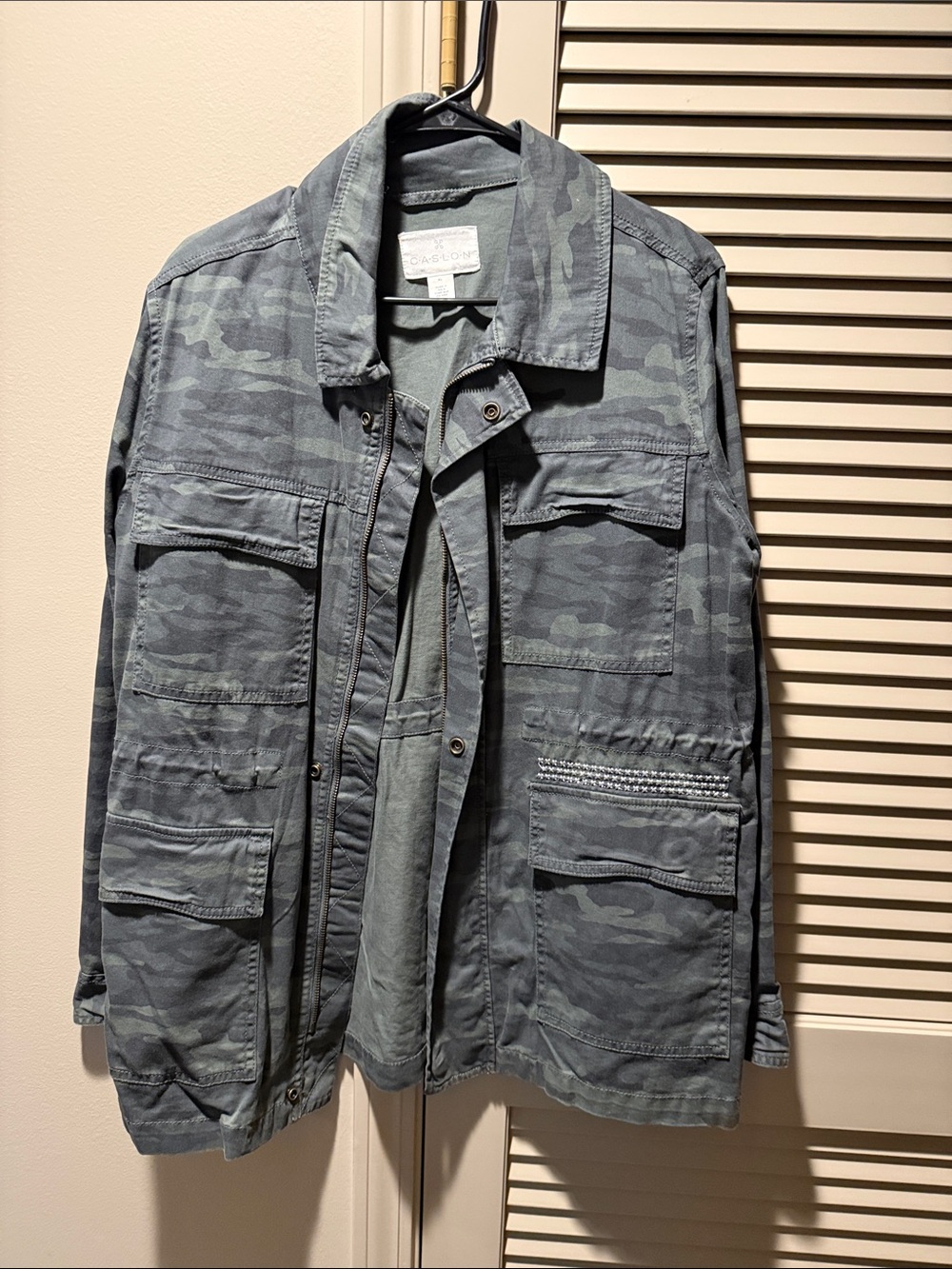 Women’s Casual Camouflage Utility Jacket - Gray